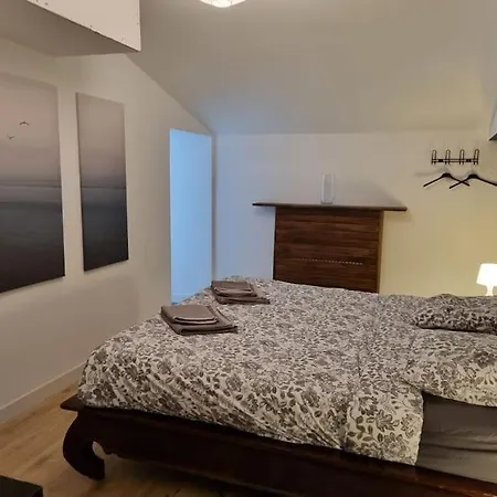 Corps De Ferme Renove - 14 Personnes Semesterbostad *