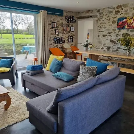 Semesterbostad Corps De Ferme Renove - 14 Personnes Saint-Viaud